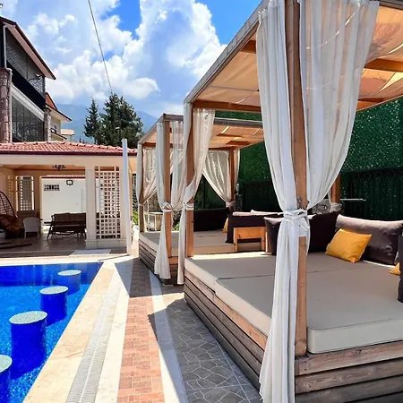 Guellue Villa