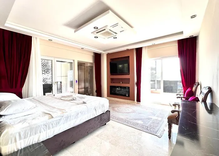 Güllü Villa