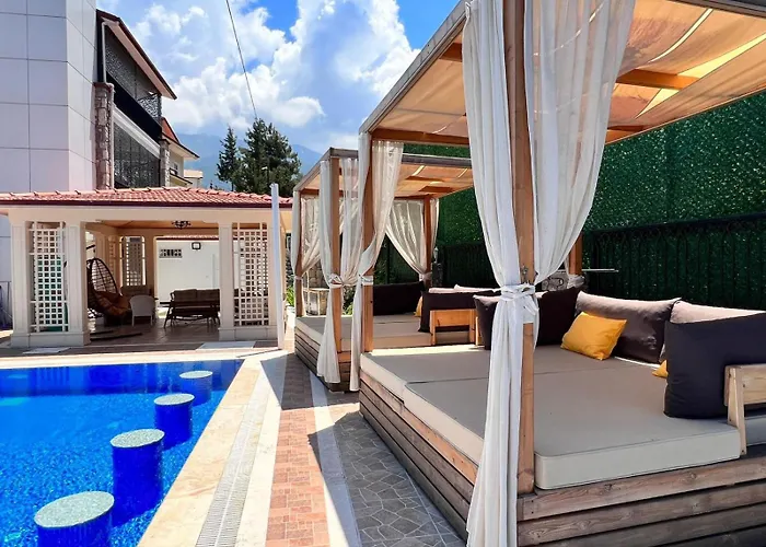 Güllü Villa