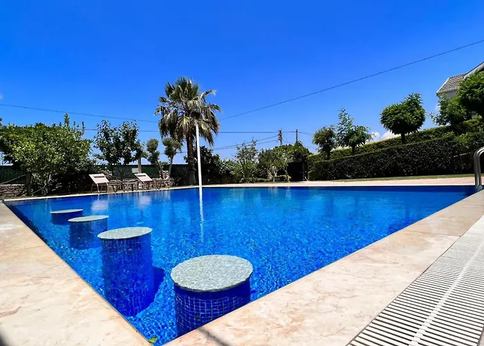 Güllü Villa